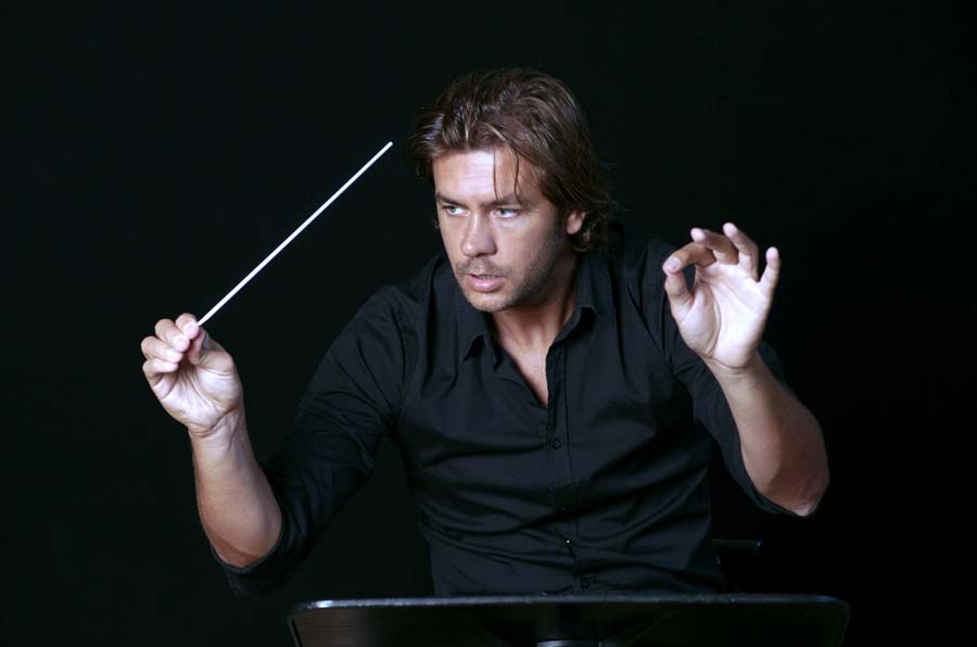 DANIEL ABAD CASANOVA