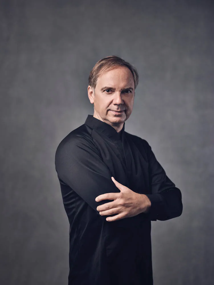 SEBASTIAN LANG-LESSING